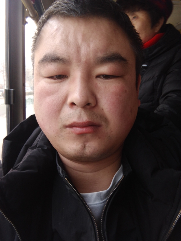 张延义的第一张照片--驻马店相亲服务中心