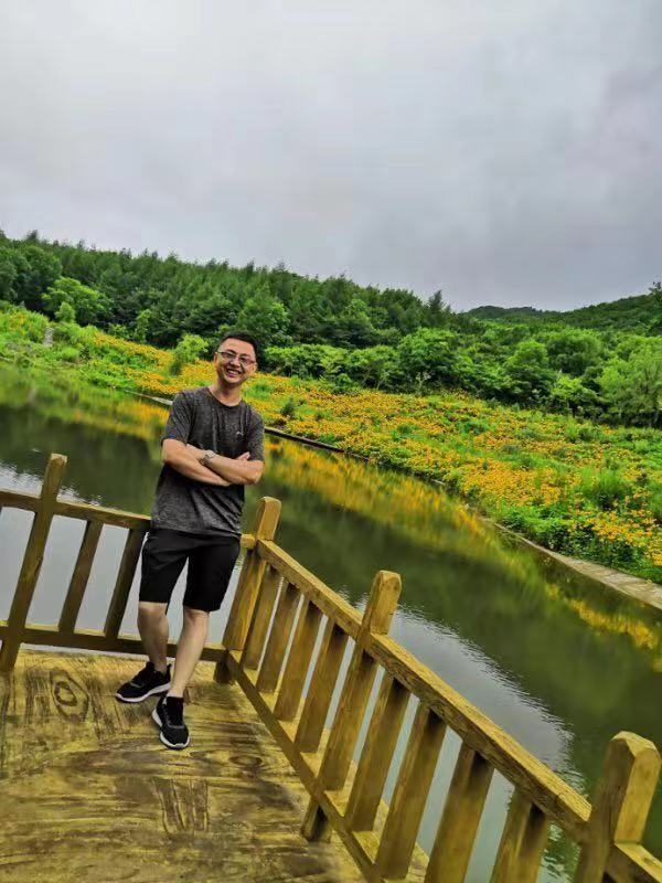 正能量的第三张照片--驻马店相亲服务中心