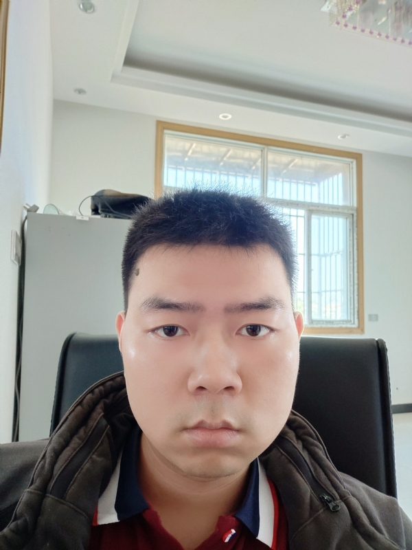 咚咚咚的第一张照片--驻马店相亲服务中心