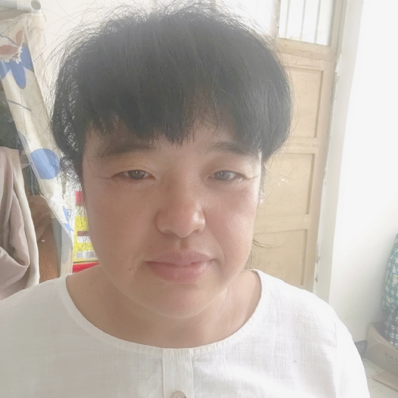 二妮的第一张照片--驻马店相亲服务中心