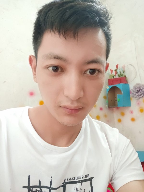 笑对人生的第一张照片--驻马店相亲服务中心