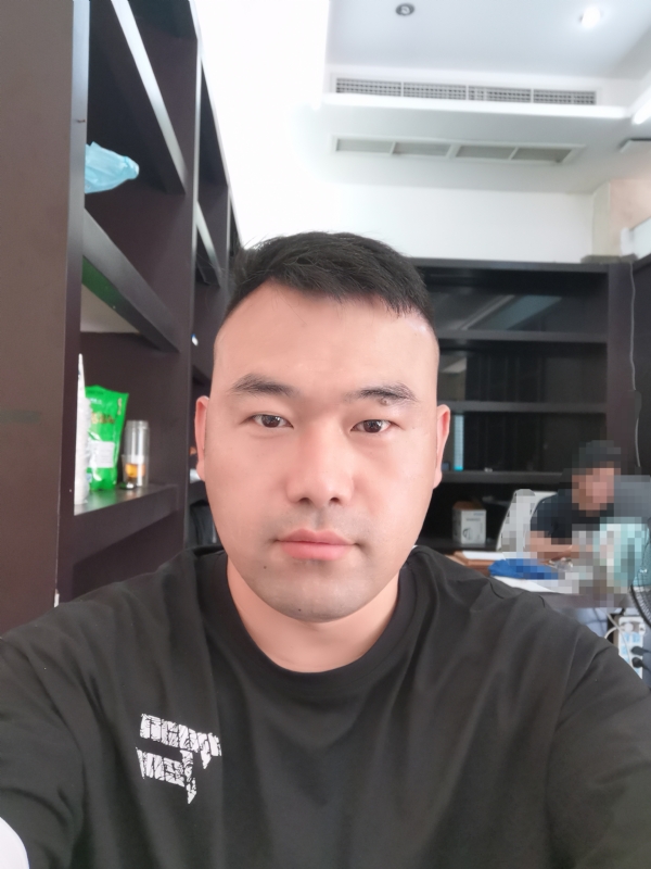 香菇稻草人的第一张照片--驻马店相亲服务中心