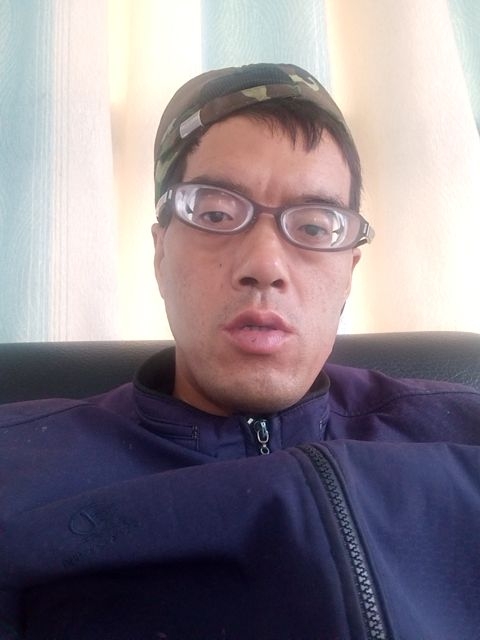 等待有缘人的第二张照片--驻马店相亲服务中心