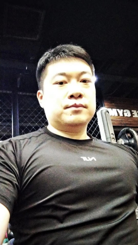 好想遇见你的第二张照片--驻马店相亲服务中心