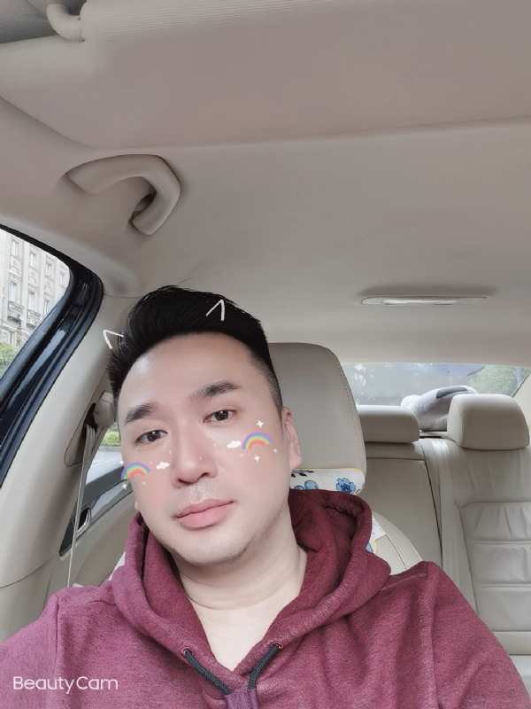 庭菘的第一张照片--驻马店相亲服务中心