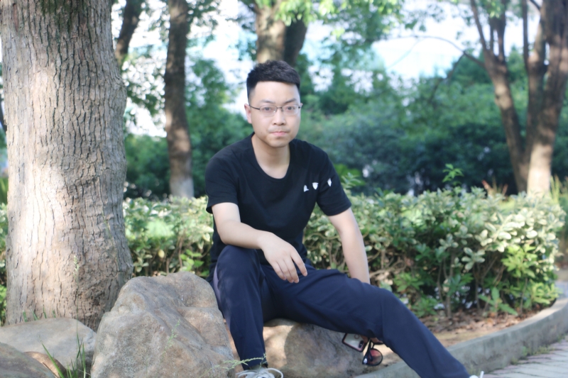 阿帆的第一张照片--驻马店相亲服务中心