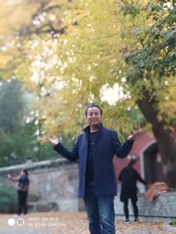 爱转角的第一张照片--驻马店相亲服务中心