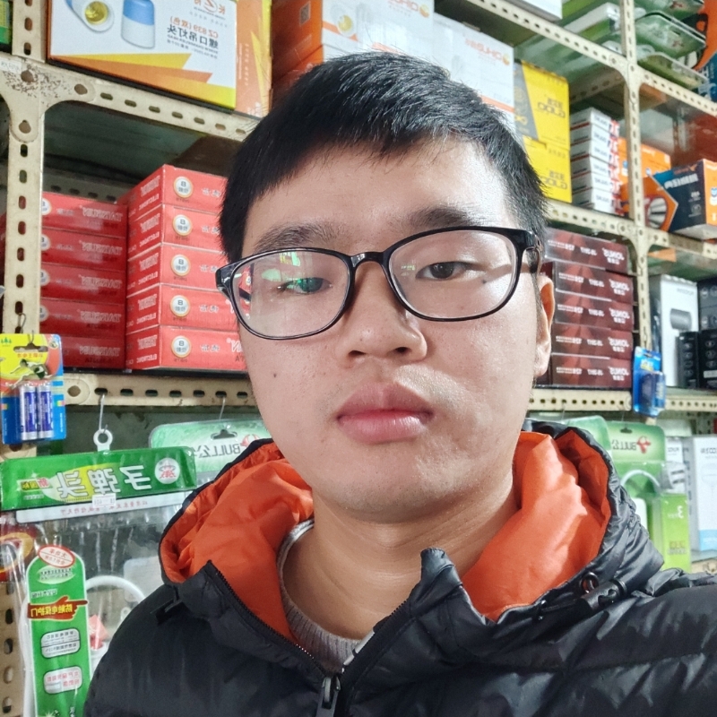 邱先生的第三张照片--驻马店相亲服务中心