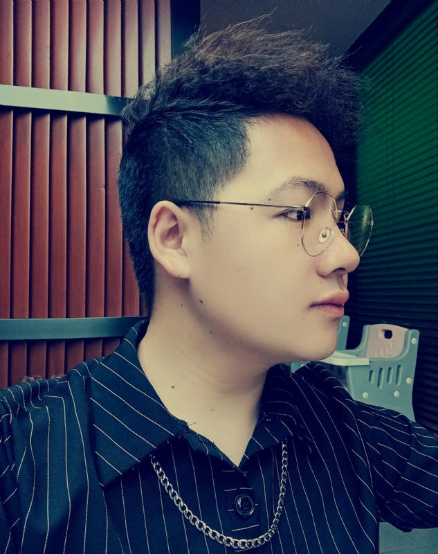 等风的人的第二张照片--驻马店相亲服务中心