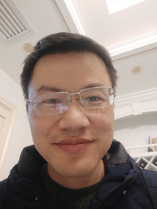翔翔的第一张照片--驻马店相亲服务中心