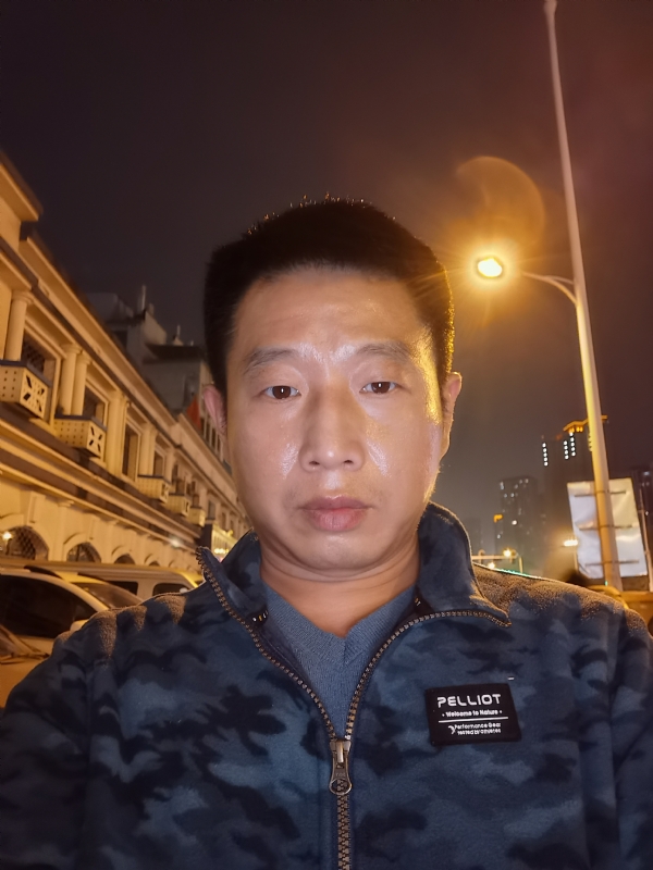 偷偷说的第一张照片--驻马店相亲服务中心