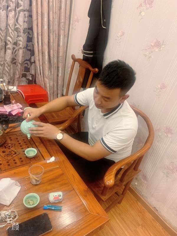 古有风琴的第一张照片--驻马店相亲服务中心