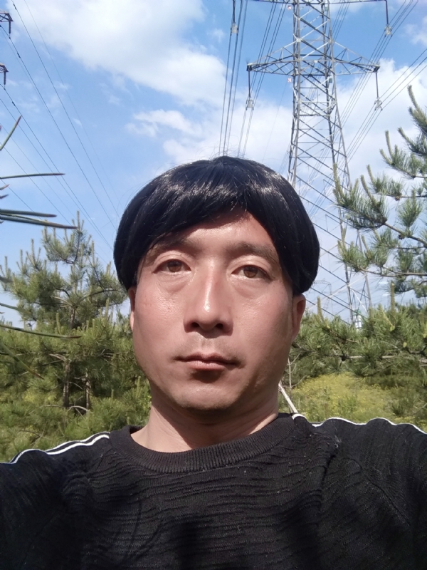 鹏友的第一张照片--驻马店相亲服务中心