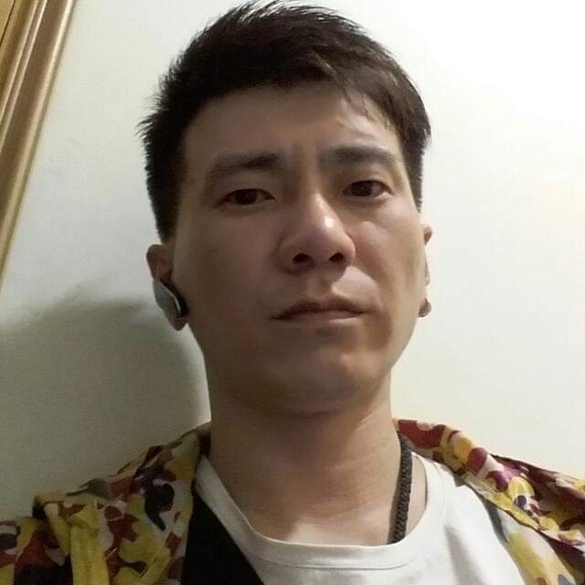 ~忠~仔的第四张照片--驻马店相亲服务中心