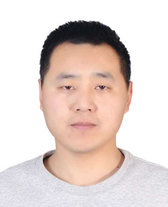大红鹰的第一张照片--驻马店相亲服务中心