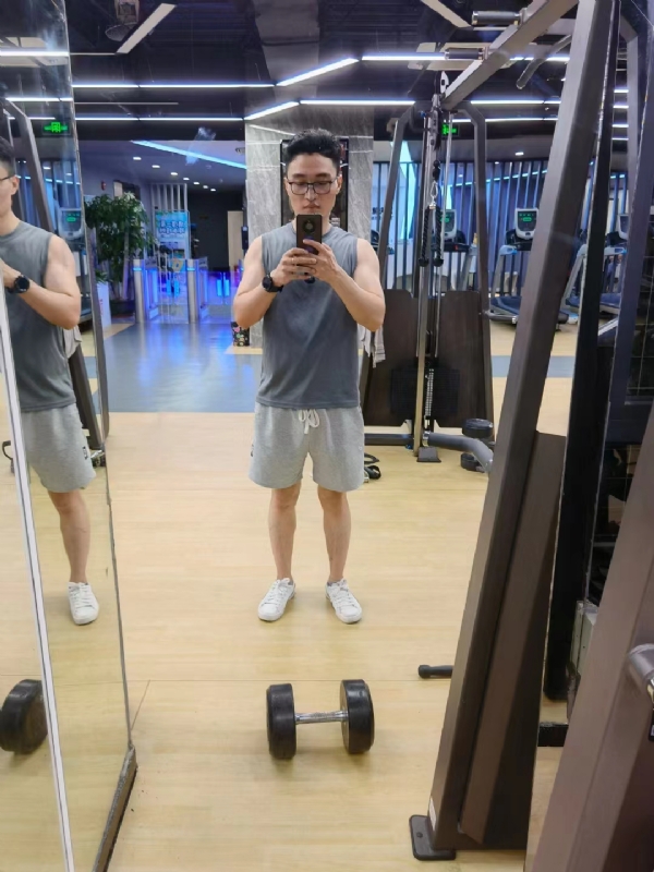 超哥的第一张照片--驻马店相亲服务中心