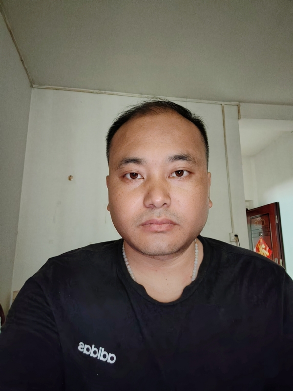 小蒋的第一张照片--驻马店相亲服务中心