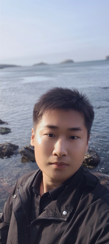 男大的第三张照片--驻马店相亲服务中心