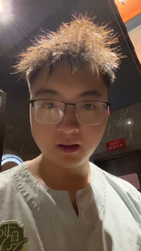 成熟稳重的男士的第一张照片--驻马店相亲服务中心