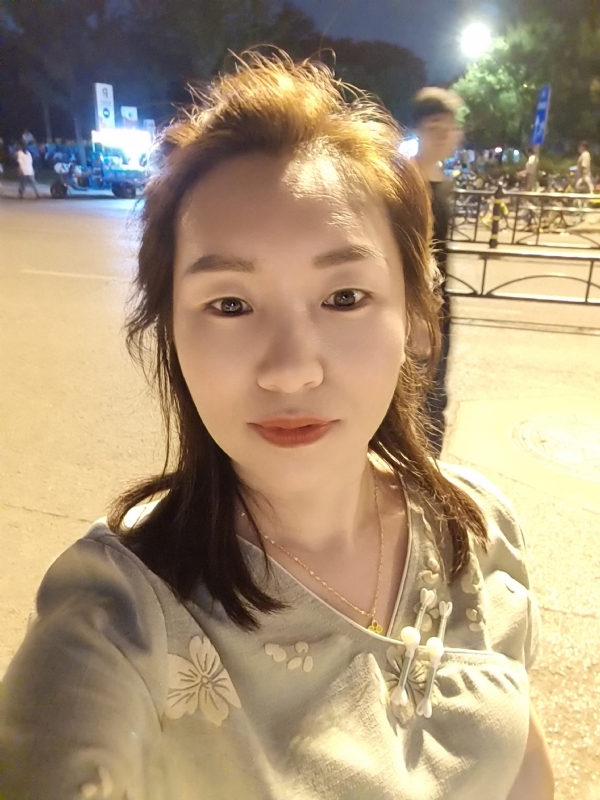 最美的期待的第一张照片--驻马店相亲服务中心